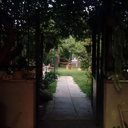Bed & Breakfast Garden *