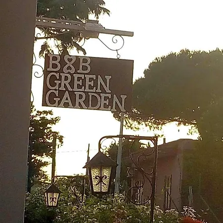 Nocleg ze śniadaniem Garden 4*