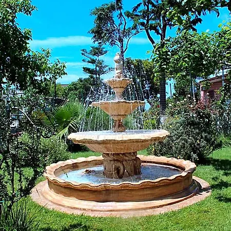 Garden 4*